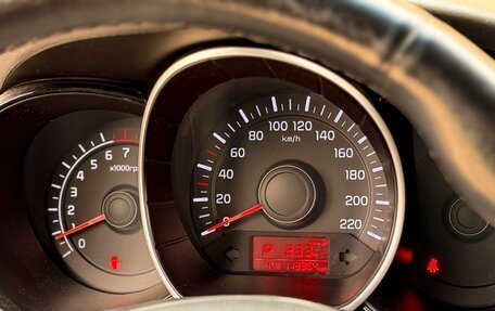 KIA Rio III рестайлинг, 2015 год, 1 020 000 рублей, 12 фотография