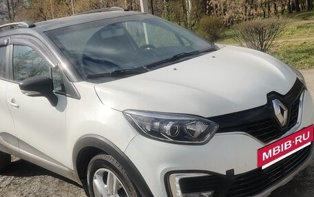 Renault Kaptur I рестайлинг, 2016 год, 1 042 000 рублей, 2 фотография