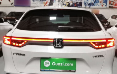 Honda Vezel, 2023 год, 1 786 000 рублей, 3 фотография