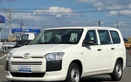 Toyota Probox I, 2022 год, 1 164 000 рублей, 1 фотография