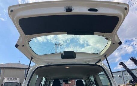 Toyota Probox I, 2022 год, 1 164 000 рублей, 12 фотография