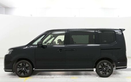 Honda Stepwgn, 2023 год, 2 574 000 рублей, 6 фотография