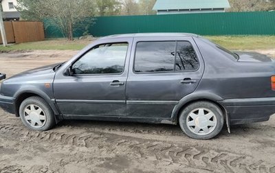 Volkswagen Vento, 1992 год, 110 000 рублей, 1 фотография