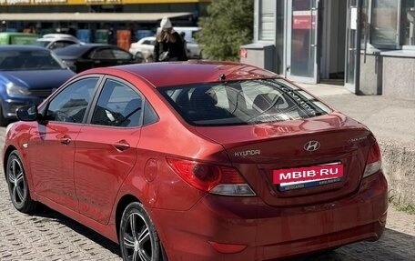 Hyundai Solaris II рестайлинг, 2011 год, 545 000 рублей, 3 фотография