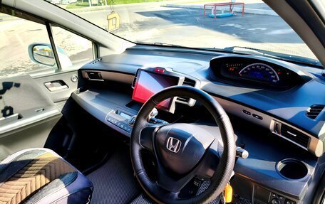 Honda Freed I, 2010 год, 690 000 рублей, 6 фотография