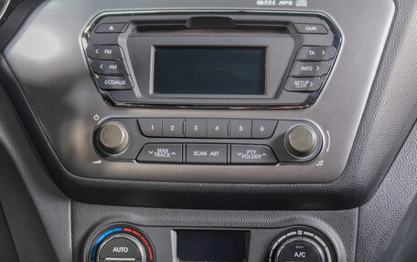 KIA Rio III рестайлинг, 2012 год, 999 000 рублей, 15 фотография