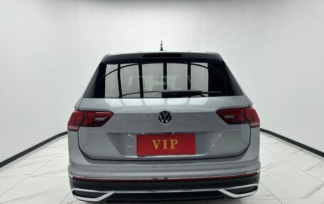 Volkswagen Tiguan II, 2023 год, 2 574 900 рублей, 5 фотография