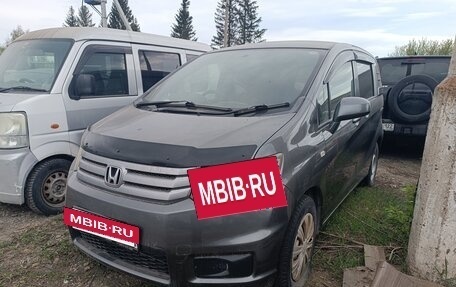 Honda Freed I, 2010 год, 1 062 875 рублей, 2 фотография