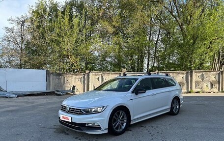 Volkswagen Passat B8 рестайлинг, 2017 год, 1 690 000 рублей, 8 фотография
