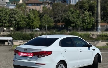 KIA Rio III рестайлинг, 2016 год, 900 000 рублей, 5 фотография