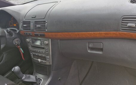 Toyota Avensis III рестайлинг, 2007 год, 599 000 рублей, 20 фотография