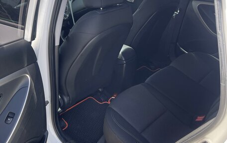 Hyundai i30 II рестайлинг, 2012 год, 899 000 рублей, 10 фотография