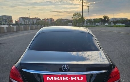 Mercedes-Benz E-Класс, 2019 год, 3 299 000 рублей, 2 фотография
