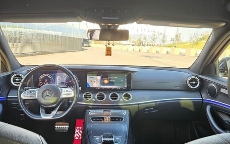 Mercedes-Benz E-Класс, 2019 год, 3 299 000 рублей, 7 фотография