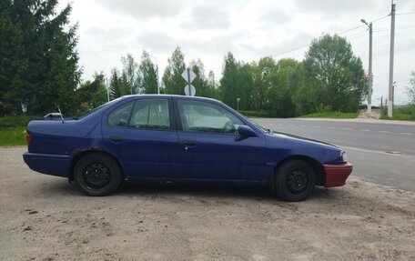 Nissan Primera II рестайлинг, 1992 год, 110 000 рублей, 4 фотография