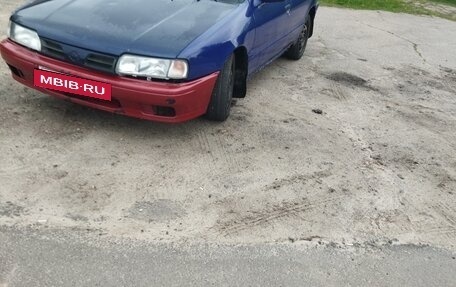 Nissan Primera II рестайлинг, 1992 год, 110 000 рублей, 3 фотография