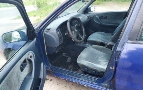 Nissan Primera II рестайлинг, 1992 год, 110 000 рублей, 8 фотография