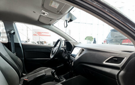 Hyundai Solaris II рестайлинг, 2018 год, 1 250 000 рублей, 15 фотография
