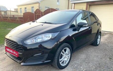 Ford Fiesta, 2016 год, 680 000 рублей, 1 фотография