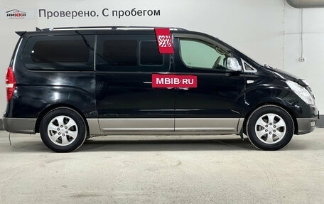 Hyundai Grand Starex Grand Starex I рестайлинг 2, 2011 год, 1 390 000 рублей, 3 фотография