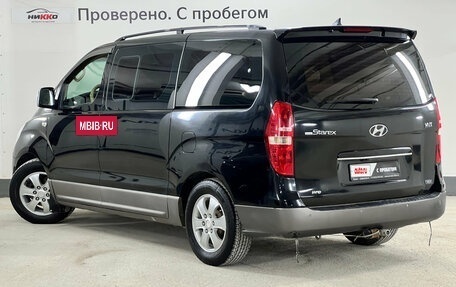 Hyundai Grand Starex Grand Starex I рестайлинг 2, 2011 год, 1 390 000 рублей, 6 фотография
