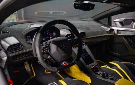 Lamborghini Huracán, 2023 год, 29 283 000 рублей, 6 фотография
