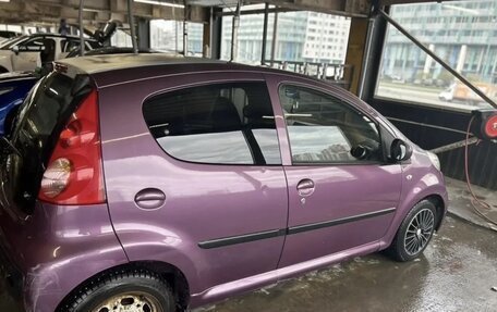 Peugeot 107 I рестайлинг, 2013 год, 320 000 рублей, 2 фотография