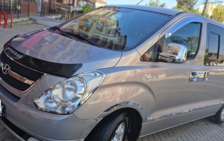 Hyundai Grand Starex Grand Starex I рестайлинг 2, 2014 год, 1 850 000 рублей, 21 фотография