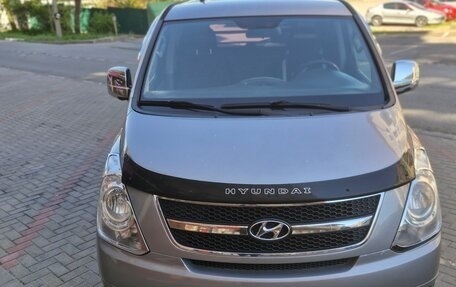 Hyundai Grand Starex Grand Starex I рестайлинг 2, 2014 год, 1 850 000 рублей, 17 фотография