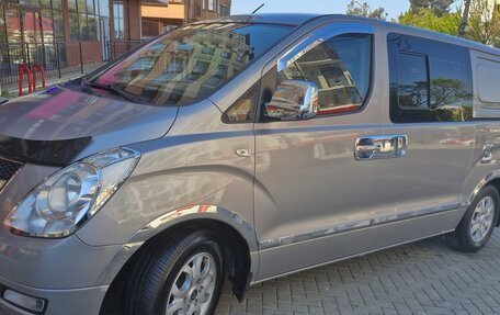 Hyundai Grand Starex Grand Starex I рестайлинг 2, 2014 год, 1 850 000 рублей, 37 фотография