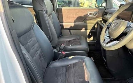 Honda Stepwgn, 2024 год, 2 454 999 рублей, 8 фотография