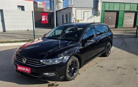 Volkswagen Passat B8 рестайлинг, 2019 год, 2 000 000 рублей, 1 фотография
