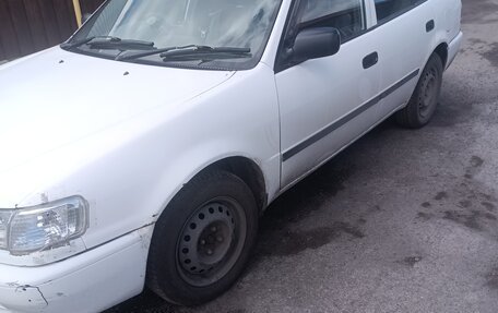 Toyota Corolla, 1999 год, 250 000 рублей, 4 фотография