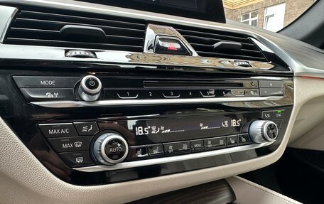 BMW 5 серия, 2018 год, 3 900 000 рублей, 8 фотография