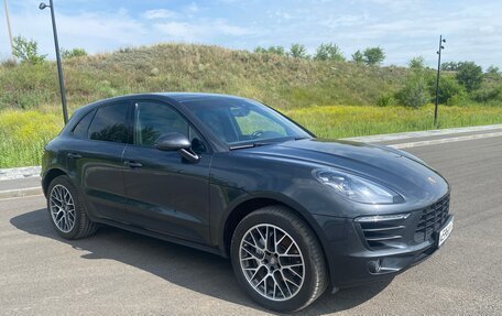 Porsche Macan I рестайлинг, 2017 год, 4 170 000 рублей, 2 фотография