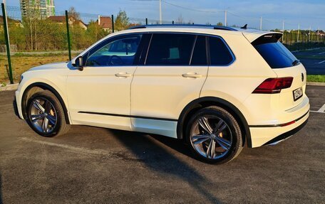 Volkswagen Tiguan II, 2018 год, 3 300 000 рублей, 2 фотография