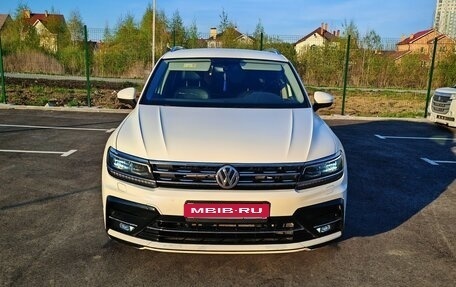 Volkswagen Tiguan II, 2018 год, 3 300 000 рублей, 4 фотография