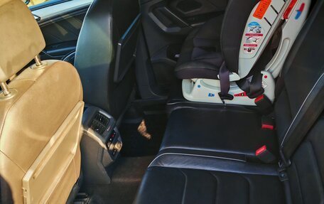 Volkswagen Tiguan II, 2018 год, 3 300 000 рублей, 10 фотография