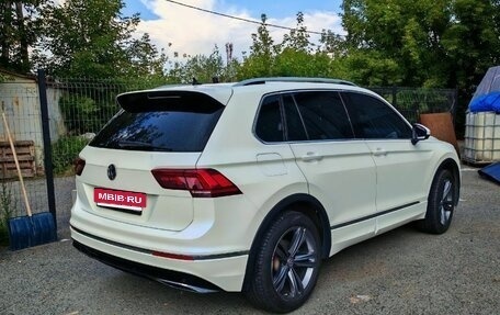 Volkswagen Tiguan II, 2018 год, 3 300 000 рублей, 16 фотография