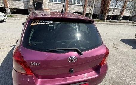 Toyota Vitz, 2005 год, 420 000 рублей, 2 фотография