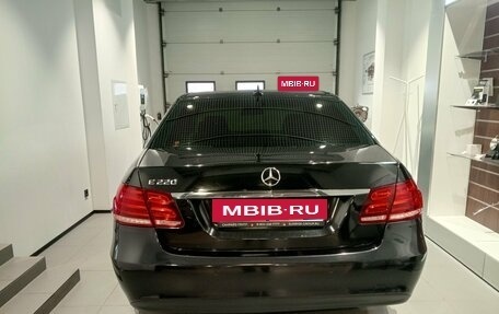 Mercedes-Benz E-Класс, 2015 год, 1 749 000 рублей, 5 фотография