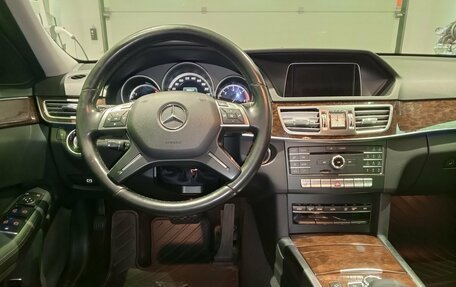 Mercedes-Benz E-Класс, 2015 год, 1 749 000 рублей, 10 фотография