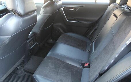 Toyota RAV4, 2021 год, 3 200 000 рублей, 18 фотография