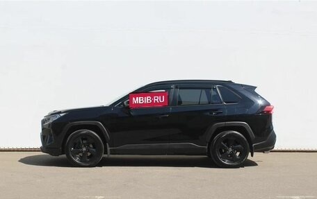 Toyota RAV4, 2021 год, 3 200 000 рублей, 8 фотография