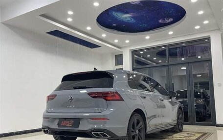 Volkswagen Golf VIII, 2022 год, 1 835 999 рублей, 5 фотография