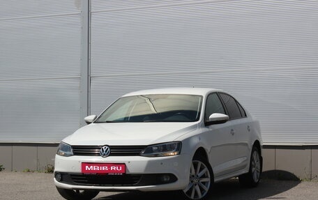 Volkswagen Jetta VI, 2013 год, 1 017 000 рублей, 1 фотография
