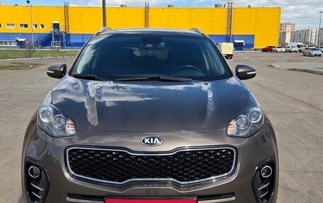 KIA Sportage IV рестайлинг, 2018 год, 2 300 000 рублей, 1 фотография