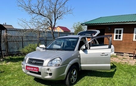 Hyundai Tucson III, 2006 год, 750 000 рублей, 1 фотография