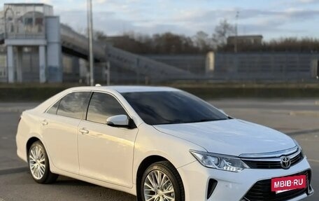 Toyota Camry, 2015 год, 1 449 000 рублей, 3 фотография