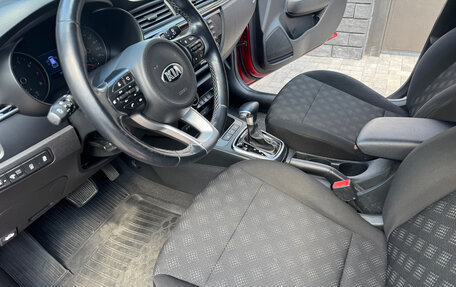 KIA Rio IV, 2019 год, 1 595 000 рублей, 10 фотография